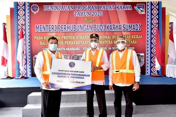 Menhub bersama Gubernur Sumut Tinjau Pembangunan Jalur KA Program Padat Karya